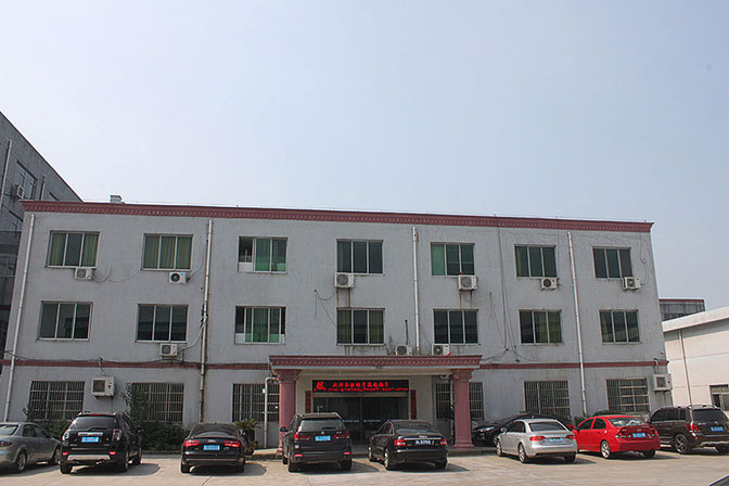 學校衛生間隔斷案例